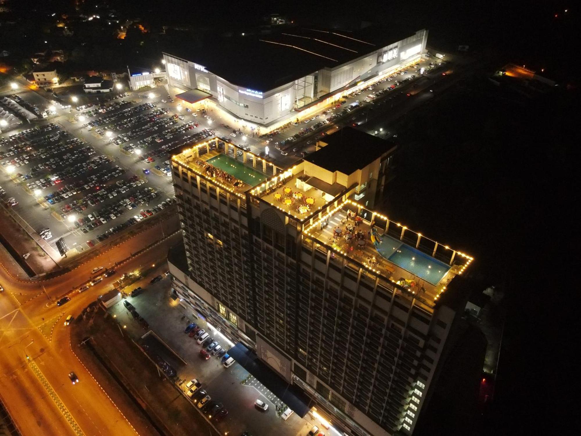 H Elite Design Hotel Kota Bharu Exterior photo